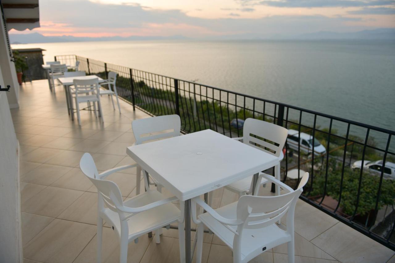 Lakefront House Shiroka Экстерьер фото