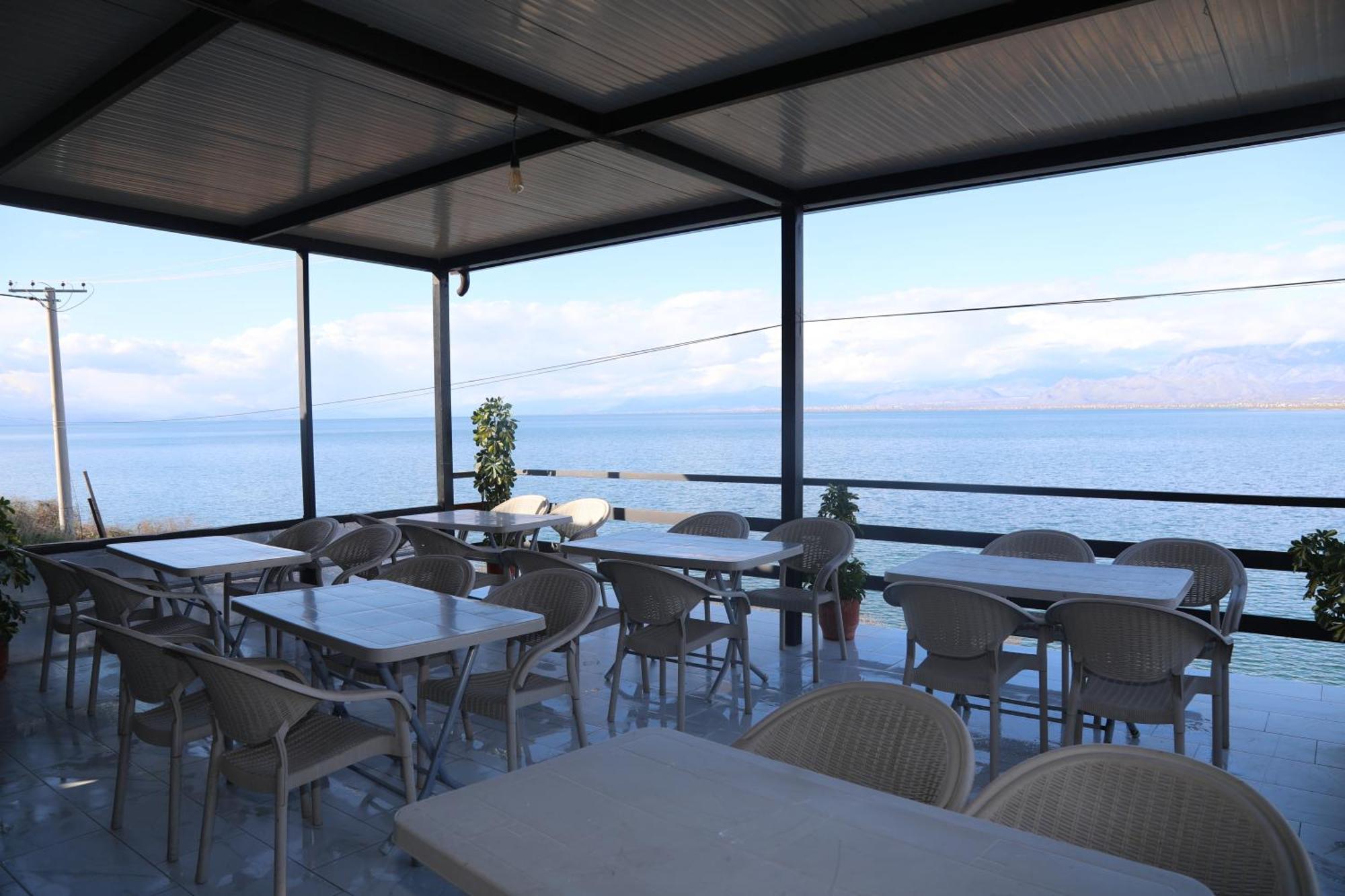 Lakefront House Shiroka Экстерьер фото